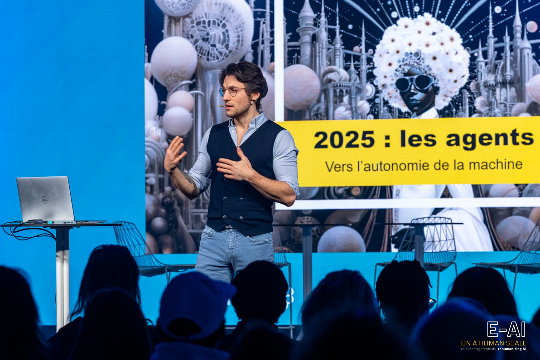 Flavien Chervet en conférence entreprise sur les agents IA